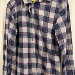 Cabelas Women's Purple/Green/Gray Flannel Shirt